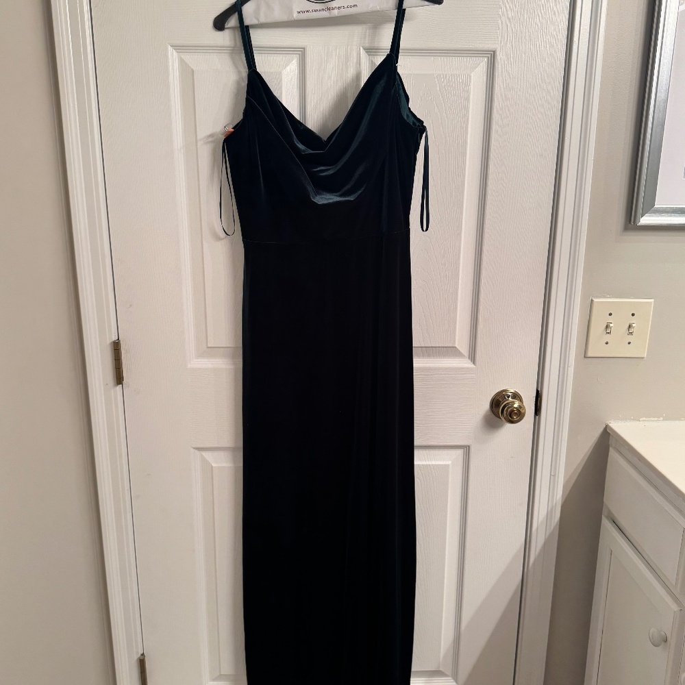 Revelry - Nadia Velvet Dress Sz 12 Emerald 613